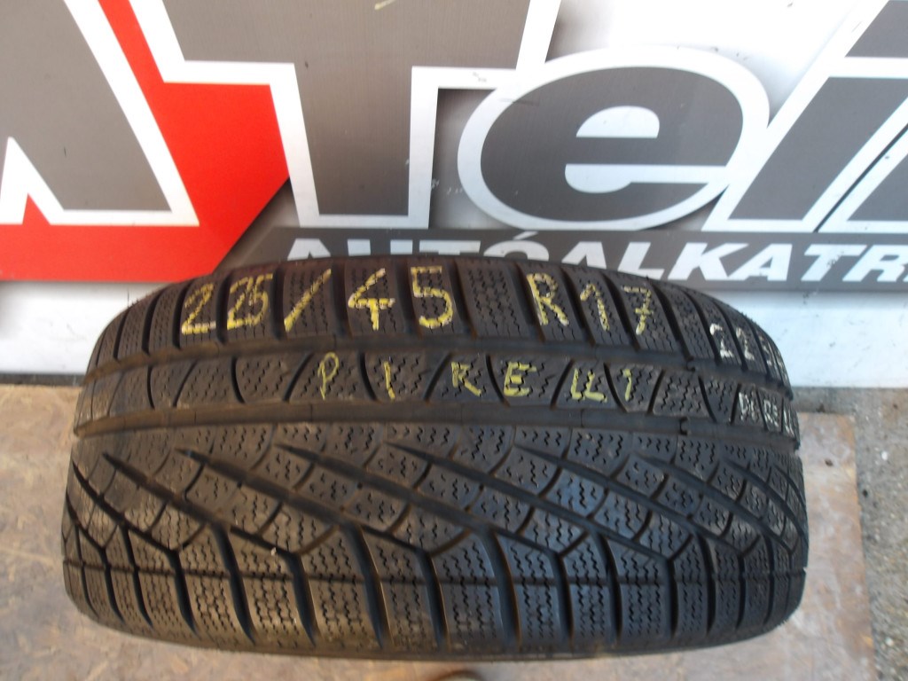 [GYÁRI HASZNÁLT] PIRELLI  SOTTOZERO 210  225/45/R18  91H M+S DOT 4310 2. kép